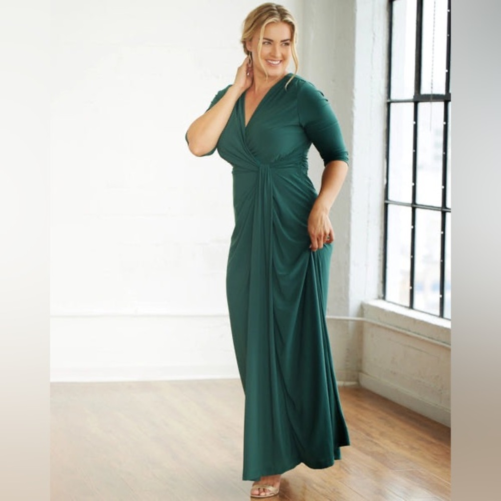 Kiyonna Evening Romance Stretch Jersey Gown In Hunter Green NWT 1X